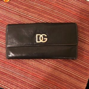 Dolce & Gabbana Wallet 🐆
